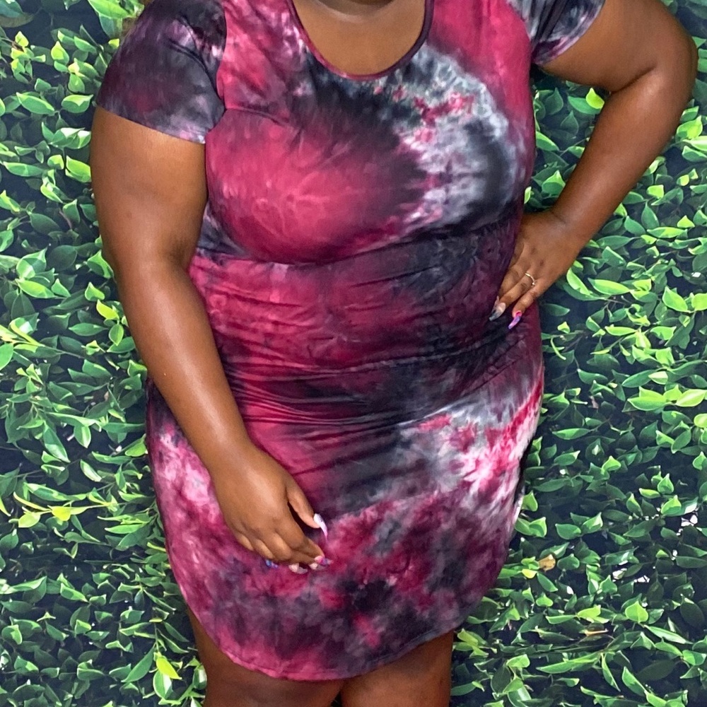 Plus size tie dye dress